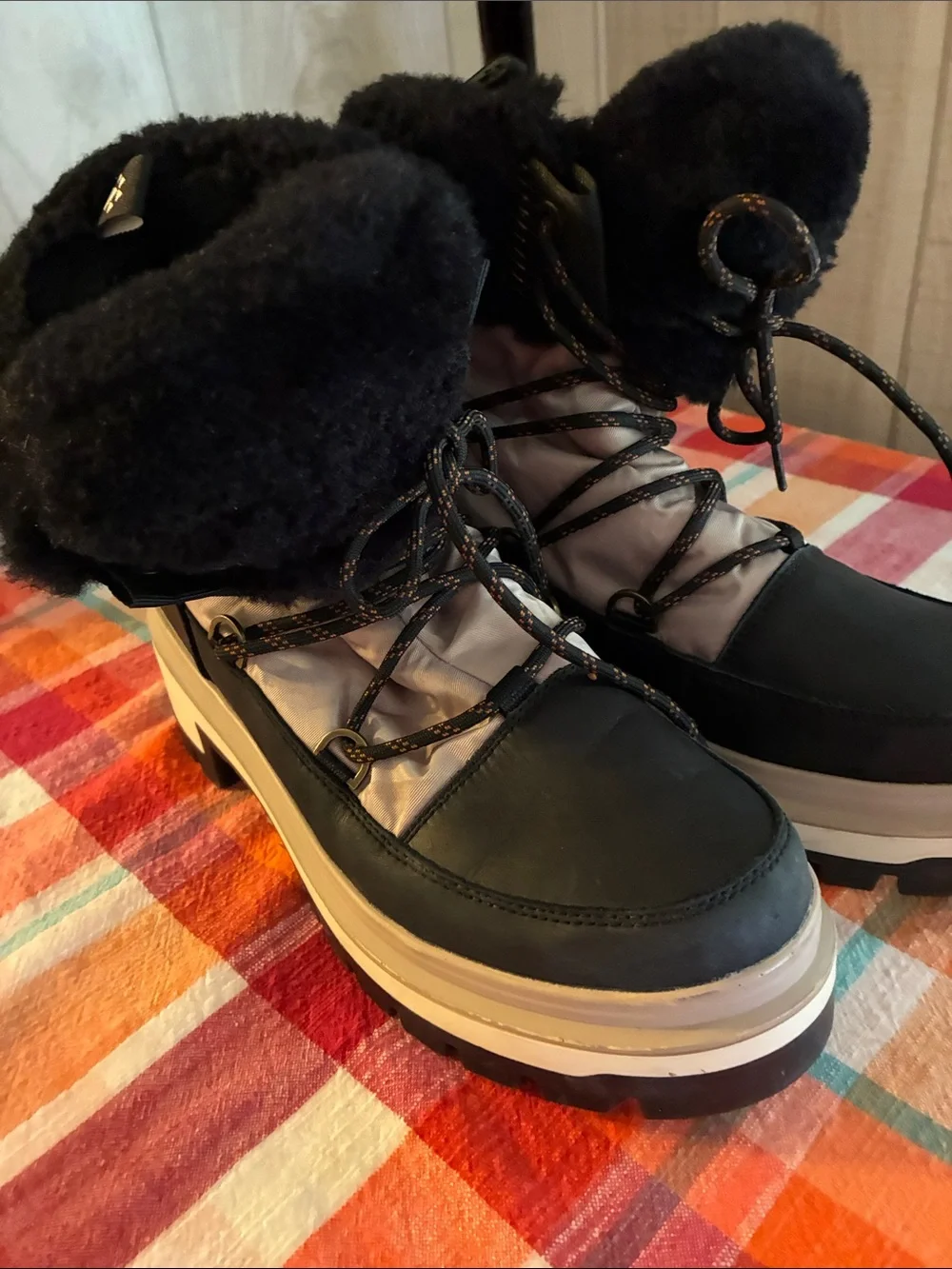 Cougar Black, Tan and Cream Women's Winter Lace-Up Boots